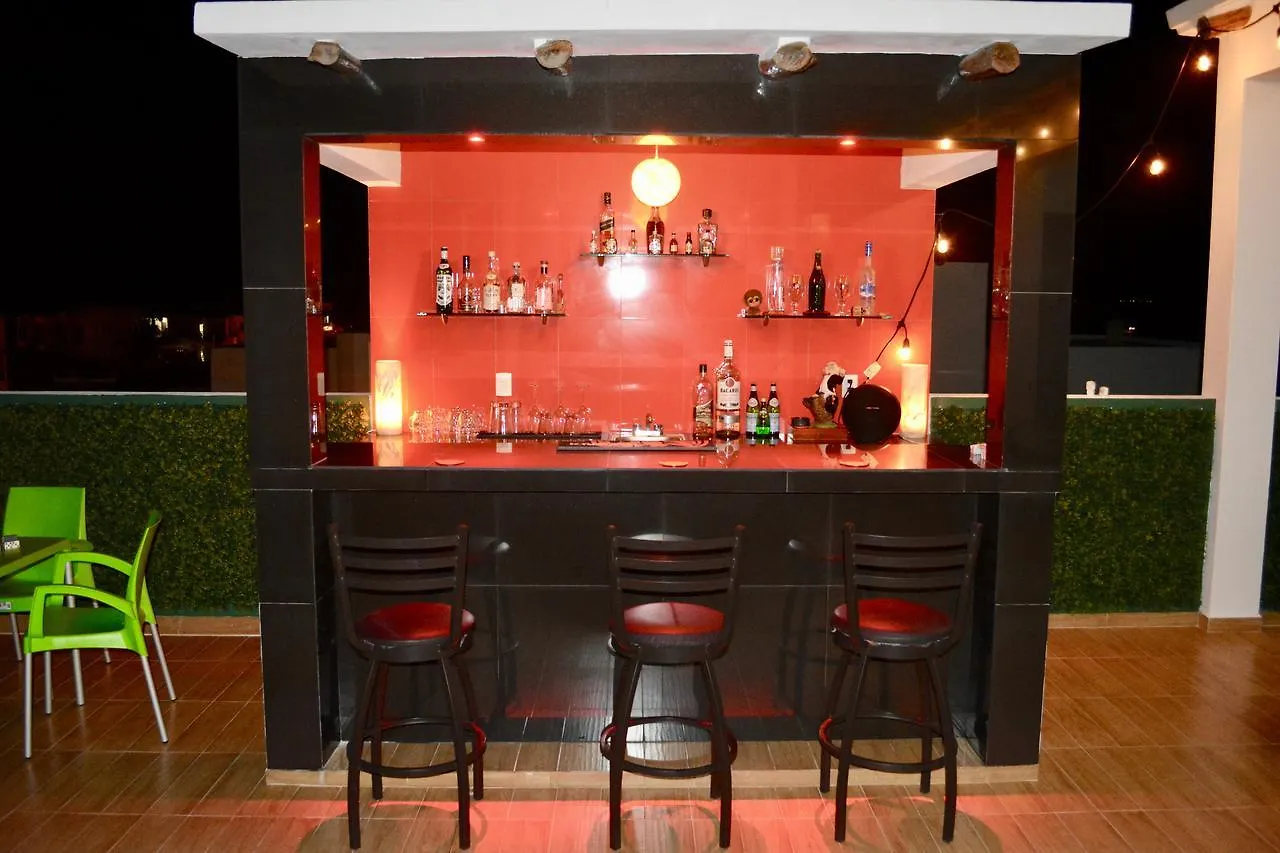 פוארטו מורלוס Suites Sanrey 0*, פוארטו מורלוס